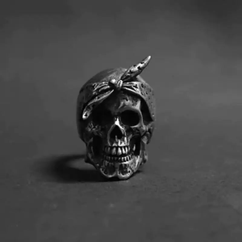 Anillo de calavera vintage