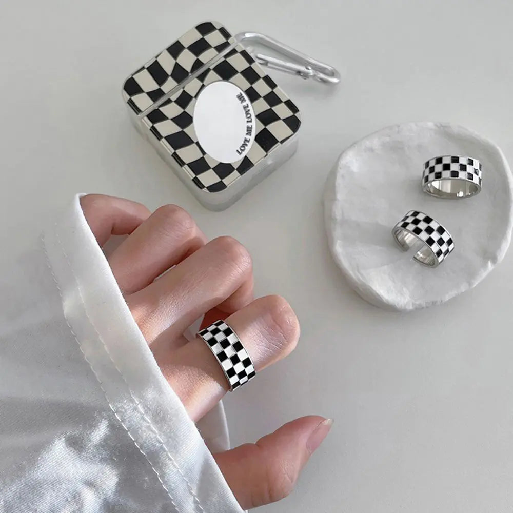 Anillo de esmalte de rejilla vintage