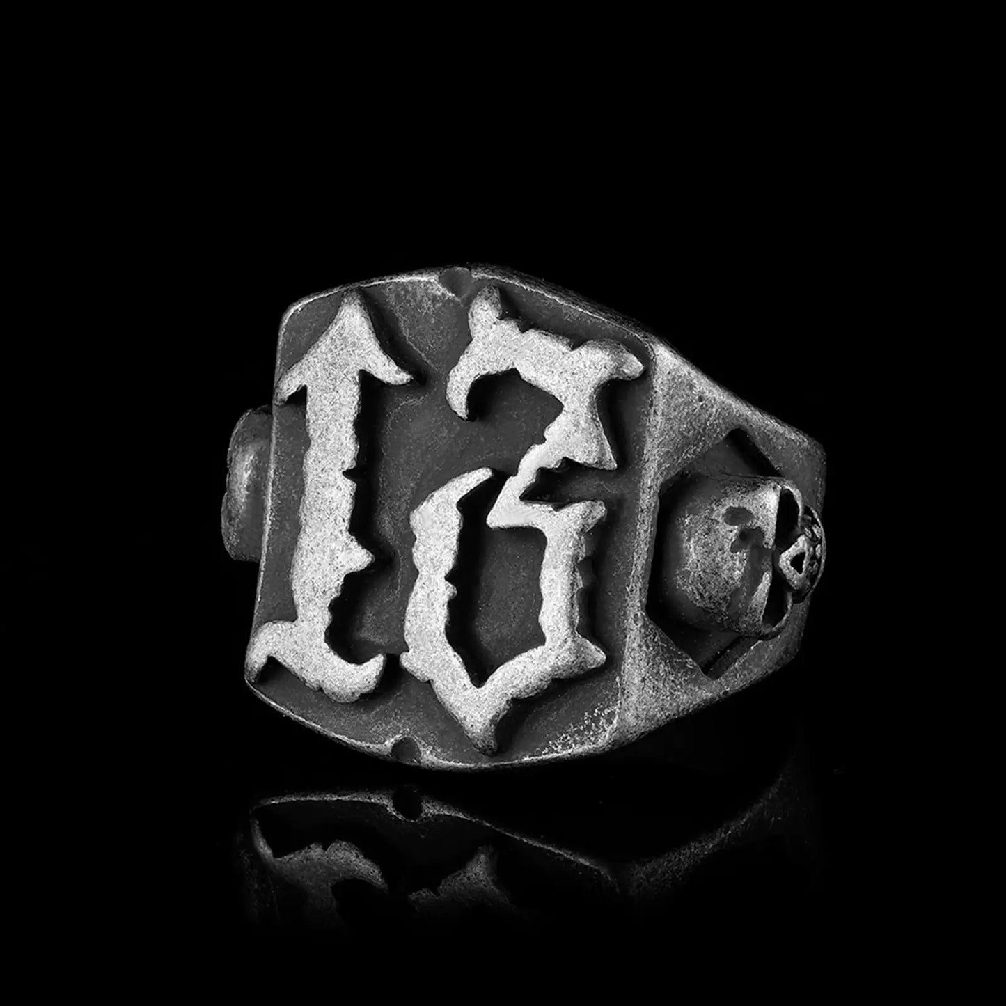 Anillo de calavera vintage