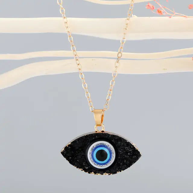 Collar y Colgante Vintage mal de ojo