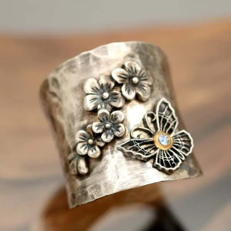 Anillo de diamantes de imitación mariposa vintage