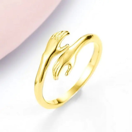 Anillo retro dorado de abrazo para mujer