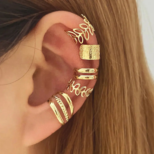 Ear Cuff de hojas de color dorado vintage