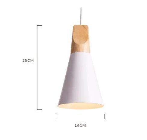 Luces colgantes de madera
