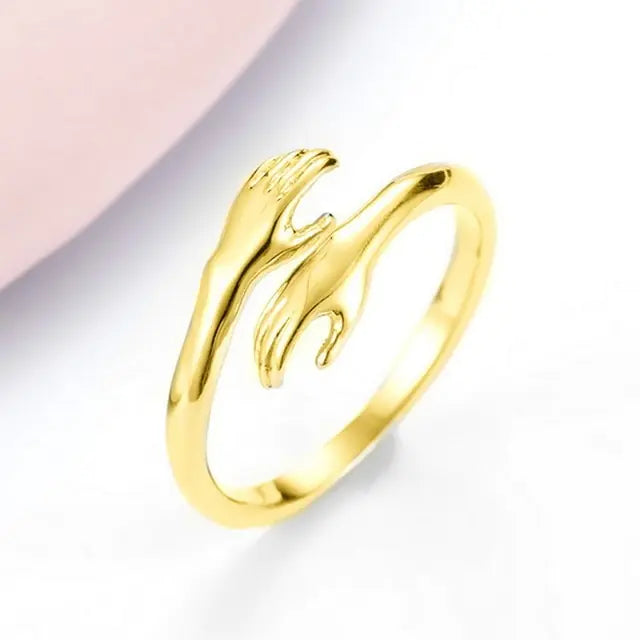 Anillo retro dorado de abrazo para mujer